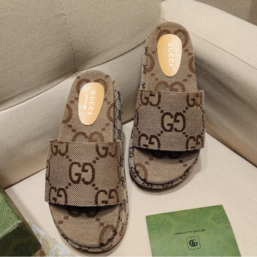 Gucci Women’s Brown Sandals